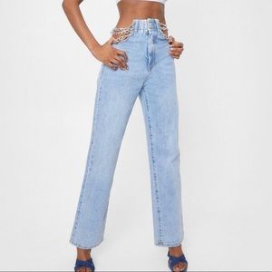 Chain Detail High Waisted Straight Leg Jeans!